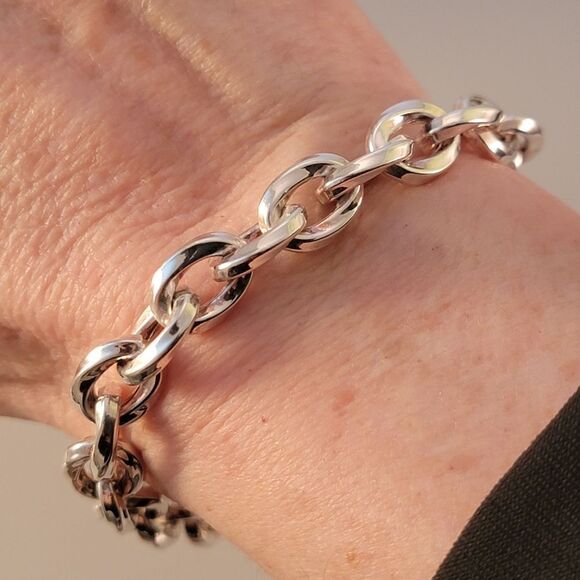 Sterling Italy Contemporary Twisted Oval Link Bracelet - Picture 4 of 10